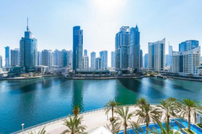 Chic 1BR Marina View Retreat